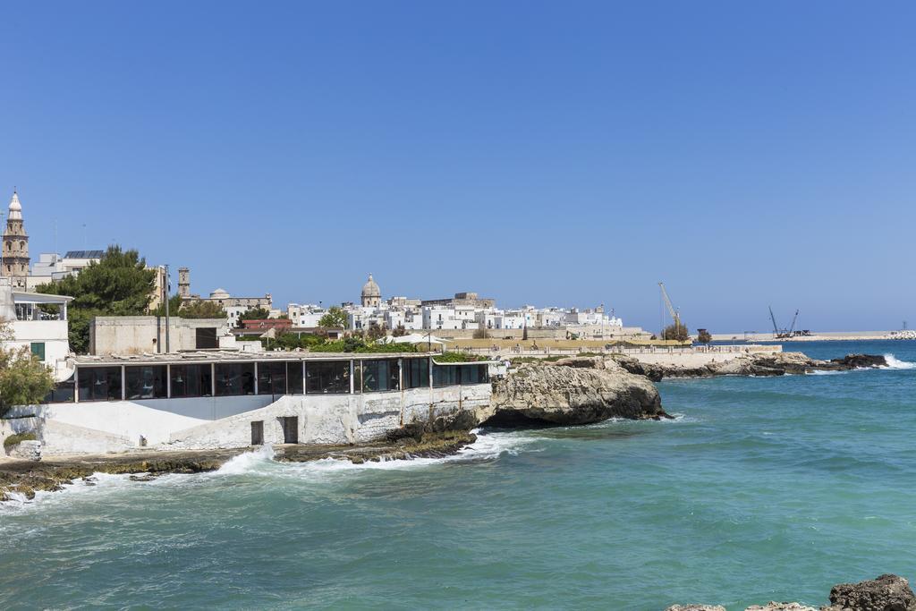 Casetta Sul Mare A โมโนโปลี ภายนอก รูปภาพ